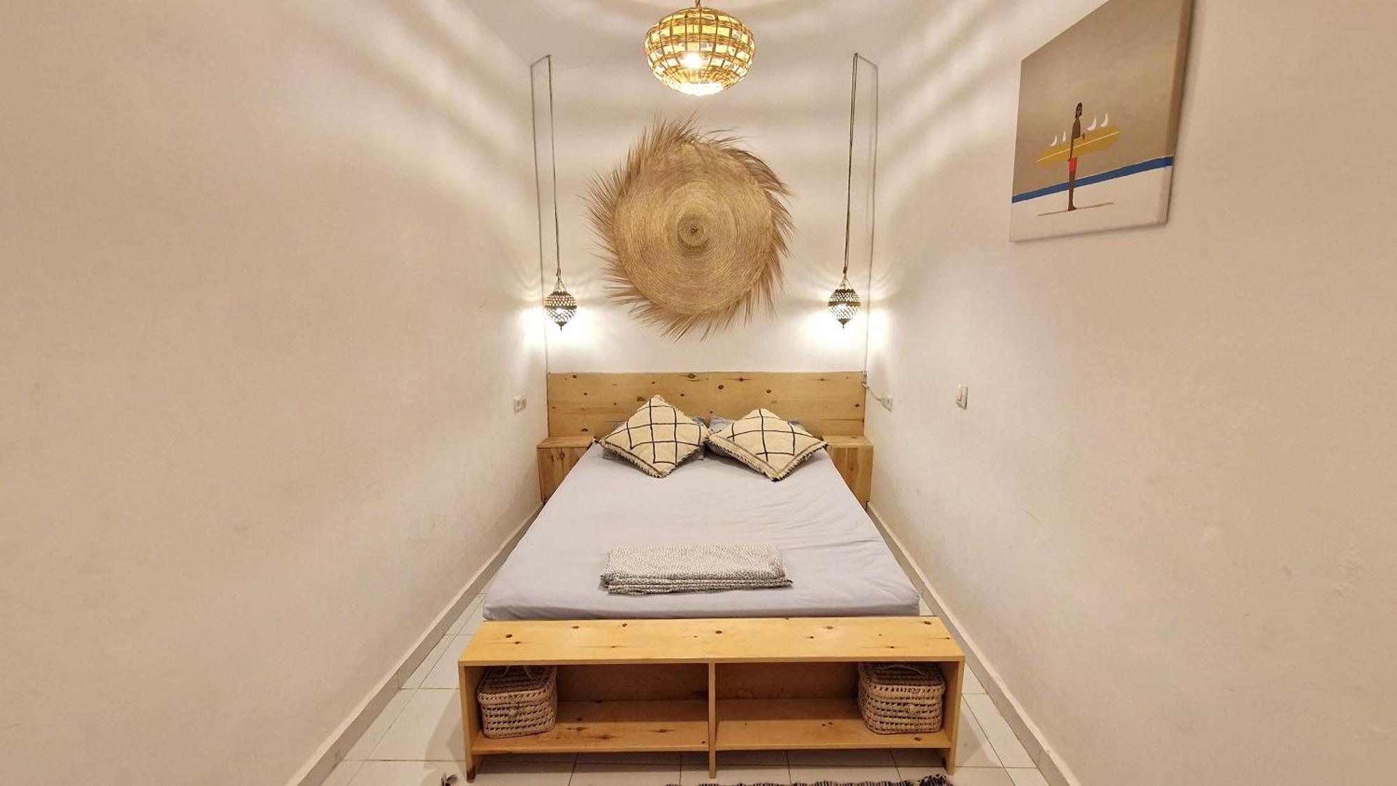 Kekai Surf House Hostel